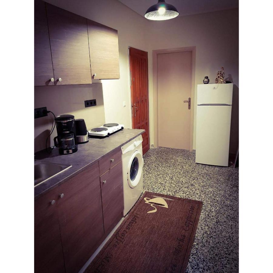 Loutraki Suites Bagian luar foto
