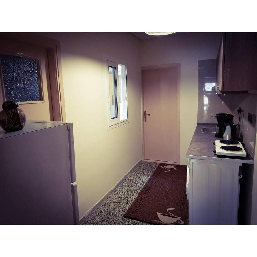 Loutraki Suites Bagian luar foto